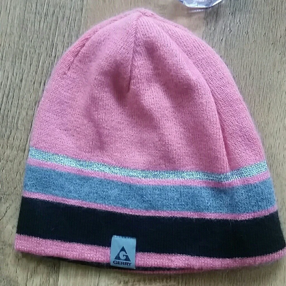 2 Gerry Girls Toboggan Winter Hats in Pink‎